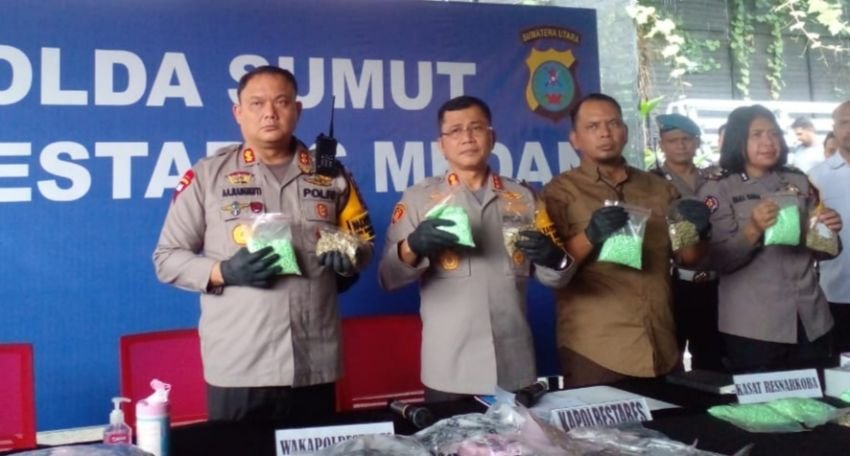 Jelang Pergantian Tahun, 15 Ribu Butir Pil Ekstasi Gagal Edar