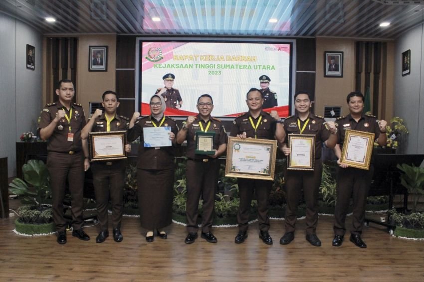 Lagi, Kejari Langkat Raih Predikat Satker Terbaik Se-Kejati Sumut 2023