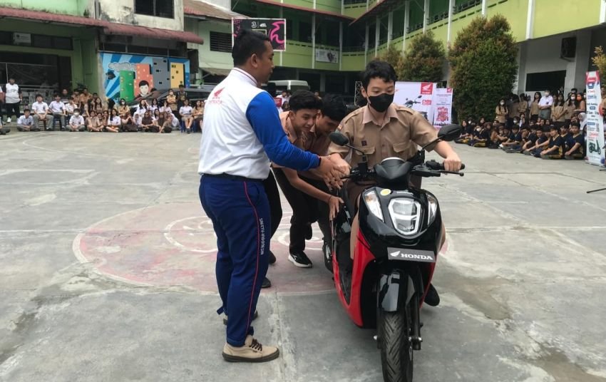 Potret Keseruan Road Show Honda DBL Cari Aman di Binjai