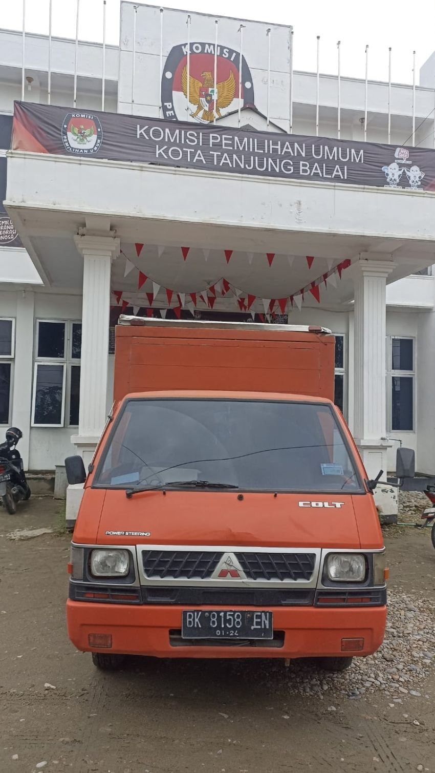 Polres Tanjung Balai Pengamanan Pendistribusian Logistik Pemilu 2024