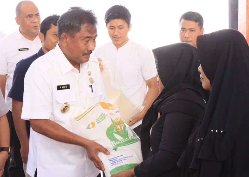 Pemko Binjai Salurkan Bantuan Pangan Beras
