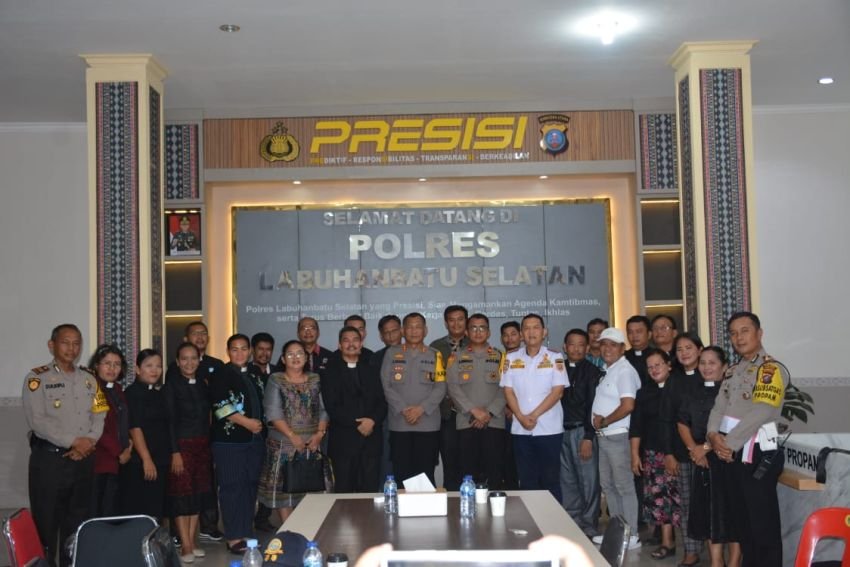 Kapolres Labusel Terima Kunjungan Persatuan Pendeta GMI LABUSEL