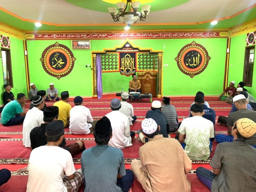 Warga Binaan Lapas Narkotika Klas IIA Pematangsiantar Ikuti Tausiyah