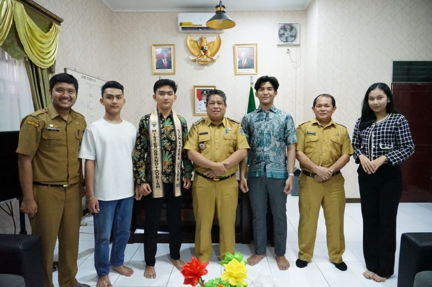 Apresiasi Putra - Putri Tebing Tinggi Berprestasi, Pj Wako Sampaikan Pesan Motivasi
