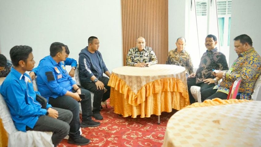Pj Bupati Langkatt Bersilaturahmi dengan KNPI