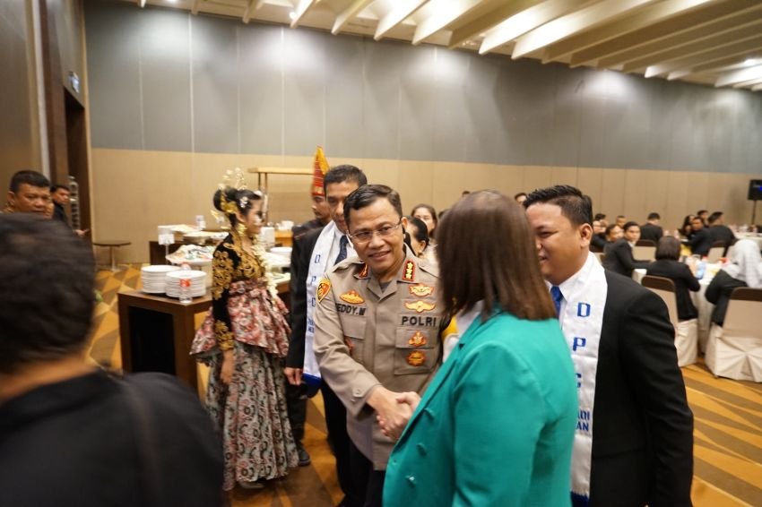 Dr Badikenita Sitepu SE.SH.M.Si Berharap Peradi Beri Bantuan Hukum Masyarakat Termarjinalkan