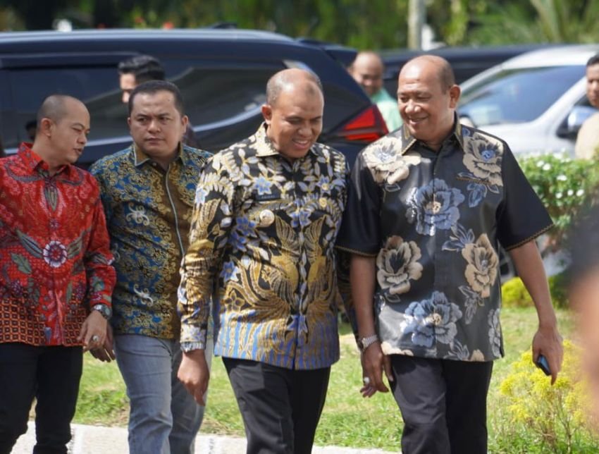 Syah Afandin Titip Kabupaten Langkat Kepada Pj Bupati Langkat Faisal Hasrimy
