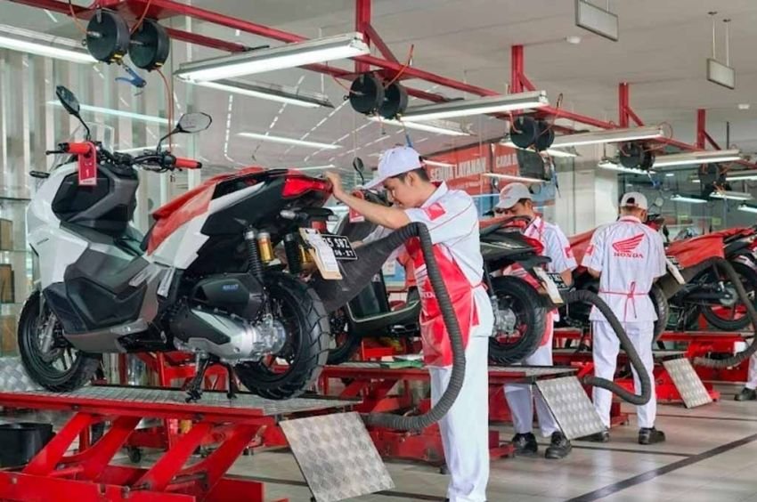 Hemat Biaya, Jangan Lalai Rawat Motor Kesayangan