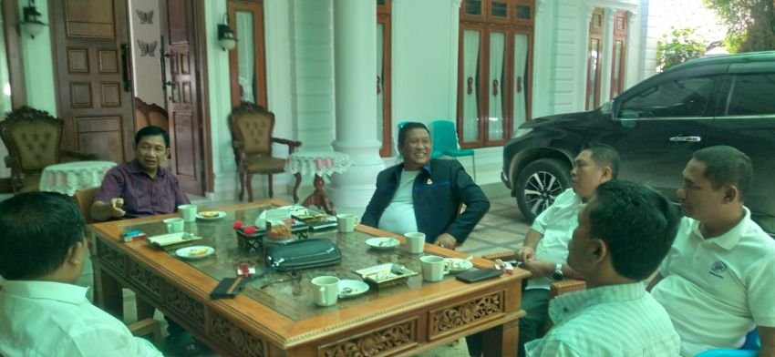 Dua Periode Jabat Bupati Taput, Torang Lumbantobing Ajak Warga Pilih Calon DPD RI Sabam Parulian Parsaoran Manalu
