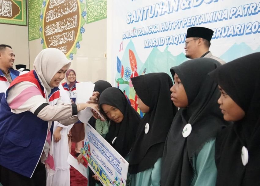 Pertamina Patra Niaga Berbagi Kebahagiaan Kepada Ratusan Anak Yatim Piatu