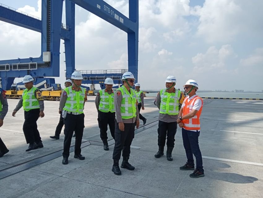 Kapolres Batu Bara Tinjau Pelabuhan PT Pelindo Kuala Tanjung