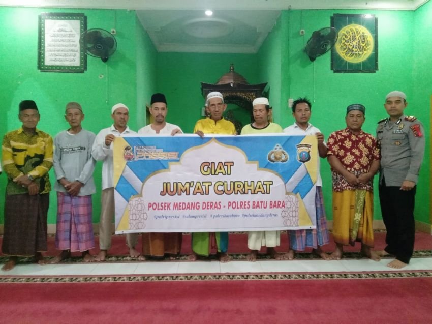 Kapolsek Medang Deras Sholat Subuh Berjamaah di Masjid Nurul Iman