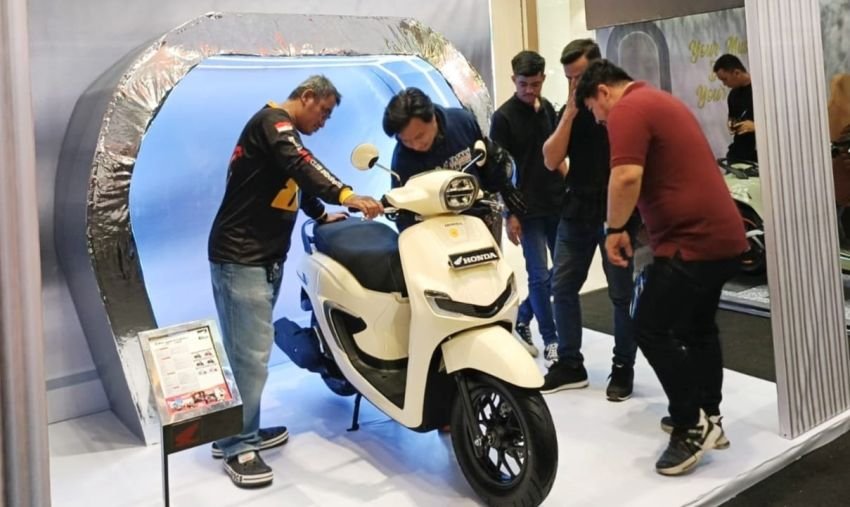 Ikut Tampil Beda, Komunitas Motor Honda Sambut Meriah Stylo 160