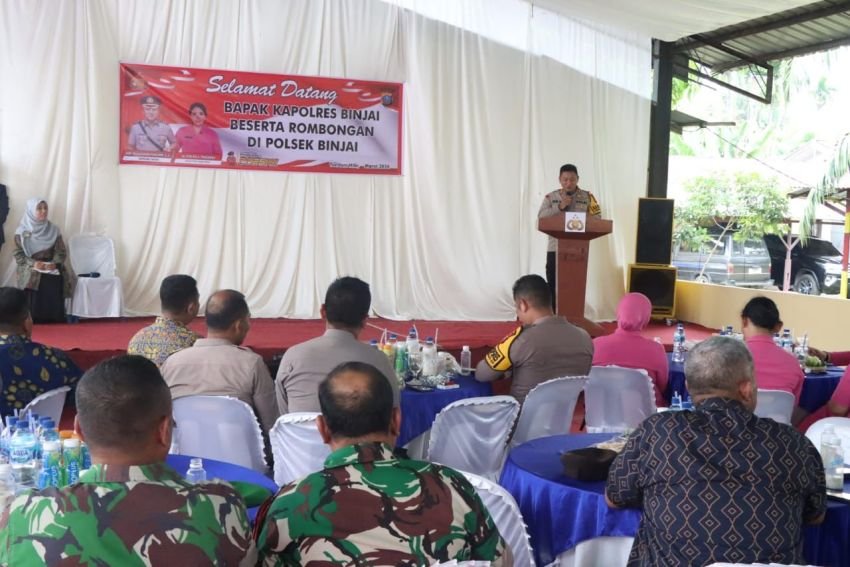 Kapolres Binjai Beserta Ketua Bhayangkari Cabang Binjai Tinjau Polsek Jajaran