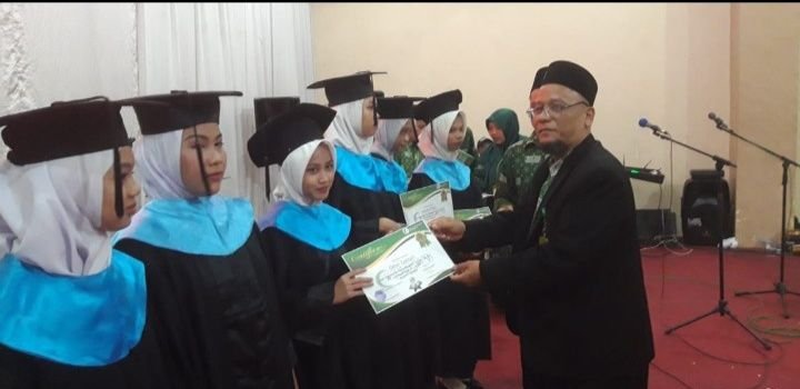 Sejumlah Tokoh Hadiri  Khataman&nbsp;370 Santri/Santri Wati Yayasan Al Ittihadiyah P. Masyhur