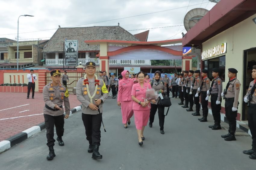 Kunjungan Kerja Kapolda Sumut : Pastikan Polres Samosir Sanggup Majukan Pariwisata Danau Toba