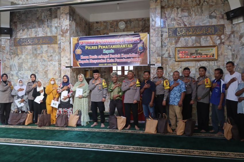 Polres Pematangsiantar Serahkan Infaq Ramadhan 1445 H Tahun 2024 Kepada Kaum Duafa