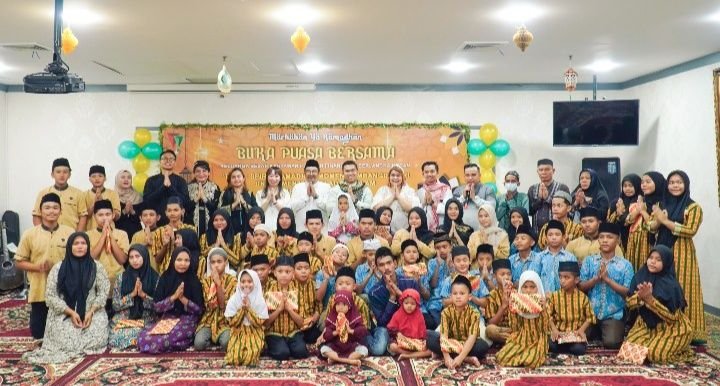 Rifan Financindo Berjangka Medan Adakan Buka Puasa Bersama dan Santuni Anak Panti Asuhan