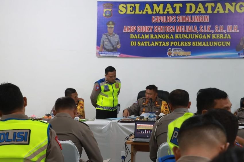Tingkatkan Kualitas Layanan, Kapolres Simalungun Pimpin Evaluasi Kinerja Fungsi Lalu Lintas