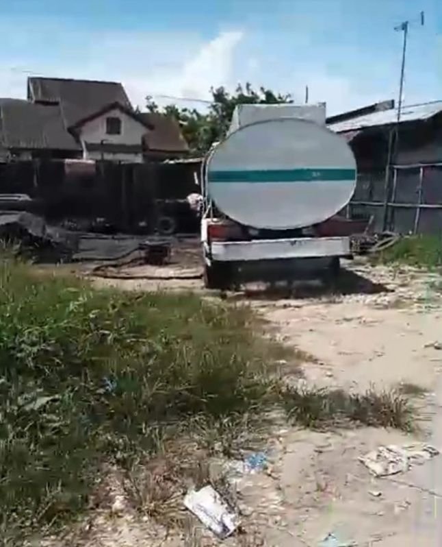 Gudang Limbah B3 Jenis Oli Kotor  di Kelurahan Labuhan Deli Medan Marelan Tetap Eksis