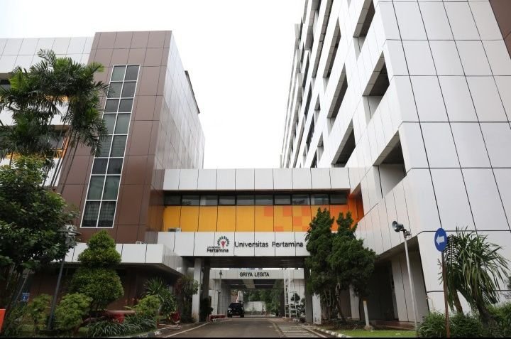 Daftar 5 Universitas Naungan Perusahaan Plat Merah, Lulusannya Berkiprah di BUMN