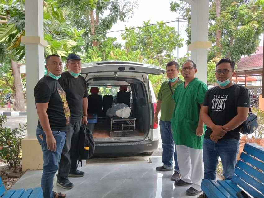 Seorang Warga Negara Afrika Selatan Meninggal Dunia di Tuk Tuk Siadong Simanindo