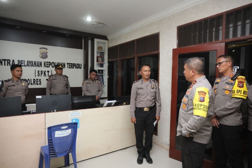 Tinjau SPKT Polres Taput, Kapolda Sumut: Berikan Solusi Dari Setiap Permasalahan Masyarakat Yang Datang