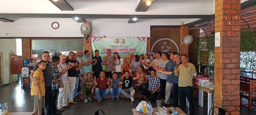 Alumni Ikabhamas/SBE 1995 / 1996 Halal Bihalal Dan Ucapan Syukur Kepada AKP Dr. Krisnat I Napitupulu, S.E., M.H Menjadi Kapolsek P