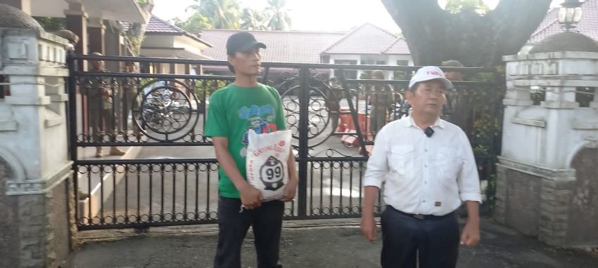 Gandi Parapat Kecewa, Bantuan Beras Pengganti Yang Hilang di Rumah Dinas Walikota Tak Diterima