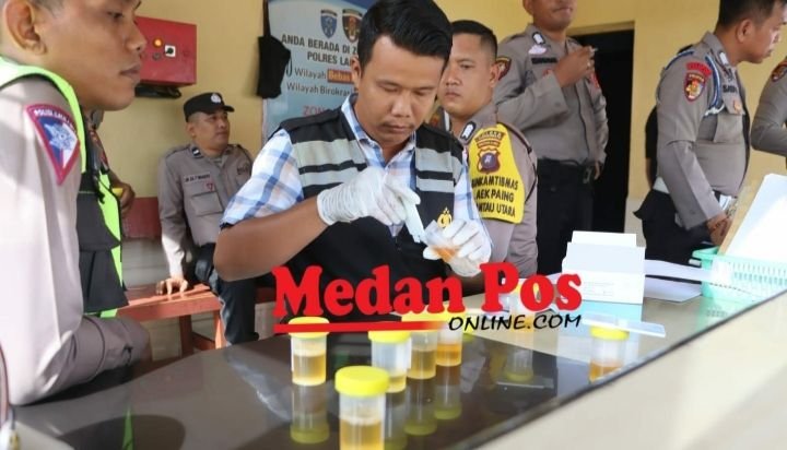 Polda Sumut Test Urine Personil Polres Labuhanbatu Secara Acak