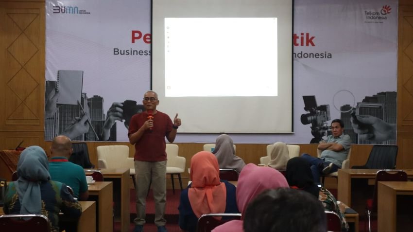 Wicaksono: Saatnya ChatGPT Digunakan Wartawan