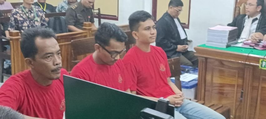 Didakwa Gelembungkan Suara Caleg, Tiga PPK Diadili