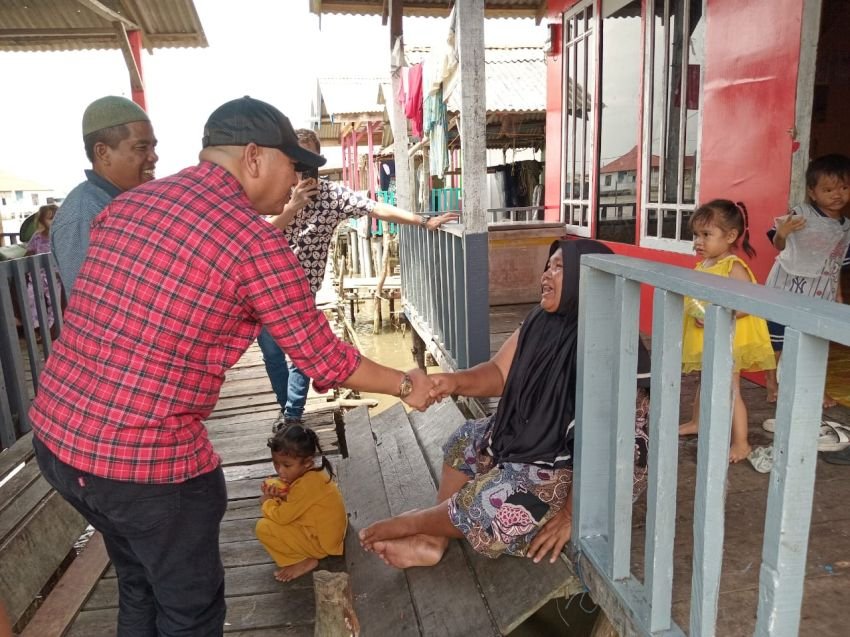 Blusukan ke Kampung Nelayan Seberang, Nikson Nababan Prioritaskan UMKM Nelayan