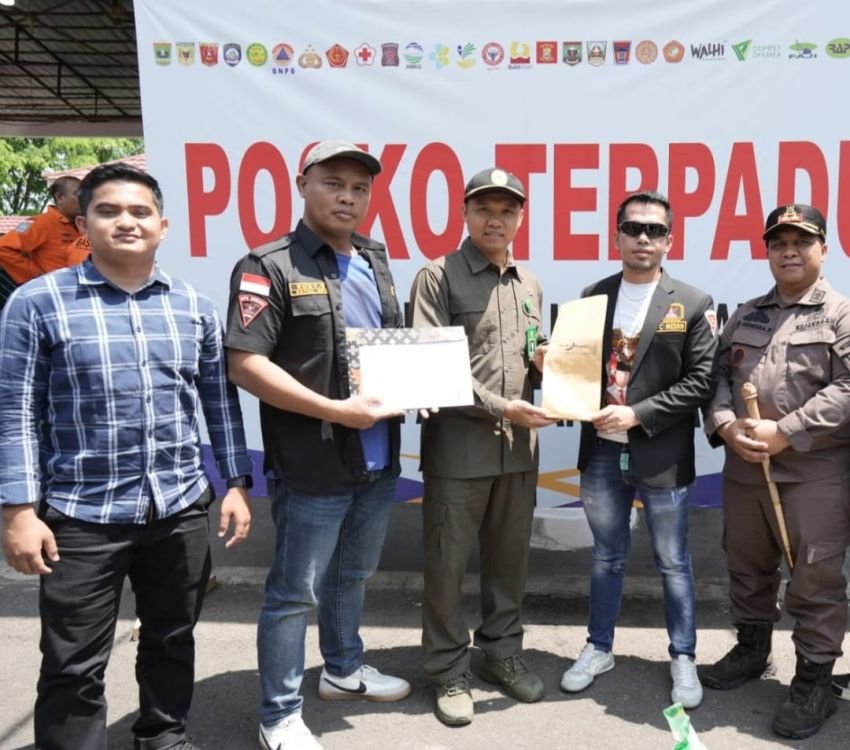 GRIB Jaya Medan Bantu Korban Bencana 1 Truk Sembako