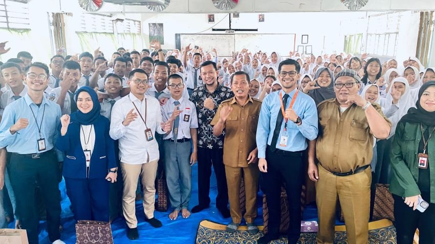 OJK Tingkatkan Literasi Keuangan Gen Z Melalui Tabungan Simpel dan Asuransi Kecelakaan Diri