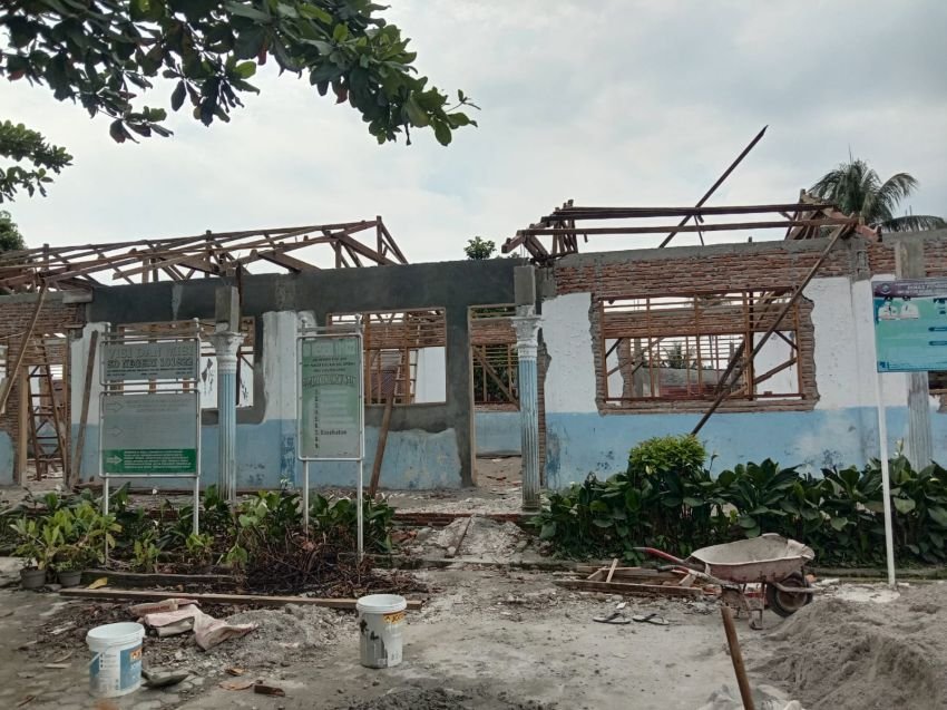 Renovasi SDN 101822 Desa Lama Diduga Proyek Siluman
