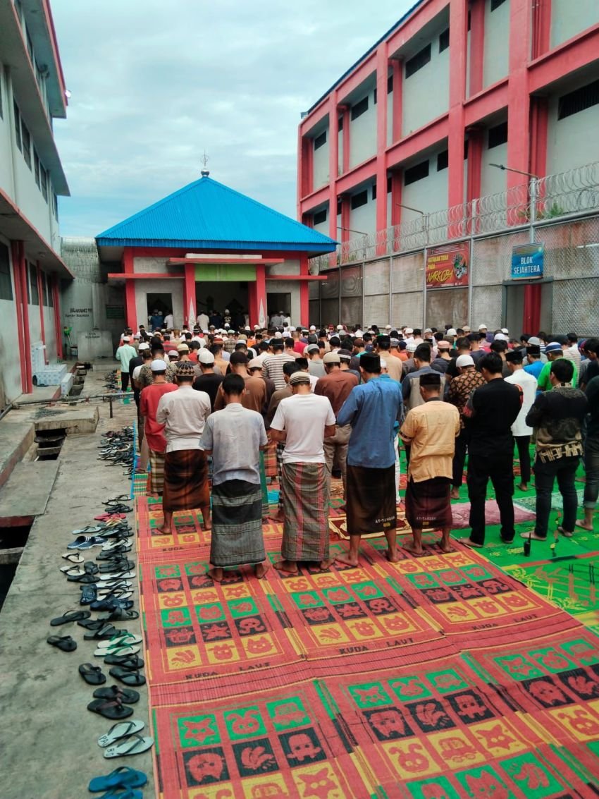 Peringati Hari Raya Idul Adha 1445H, Pegawai dan WBP Lapas Pancur Batu Laksanakan Sholat Ied