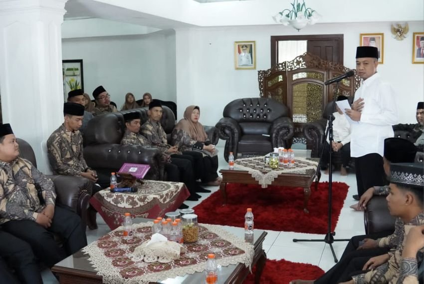 Lepas Kafilah MTQ, Pj Wako Tebing Tinggi Ingatkan Maknai Al-Qur'an