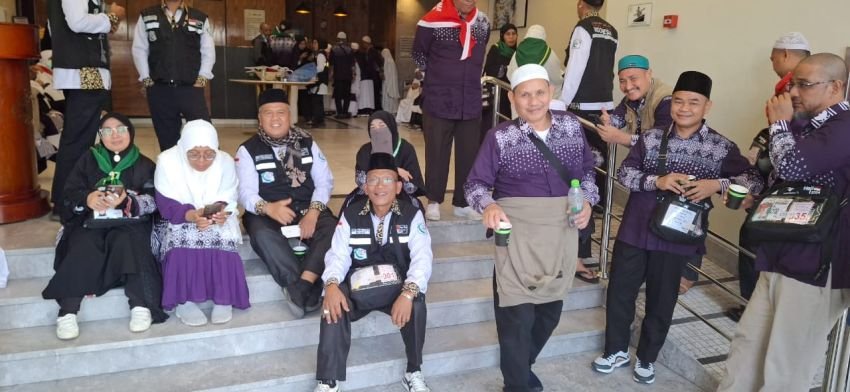 Walaupun Delay, Jemaah Haji Kloter 02 Tetap Santai
