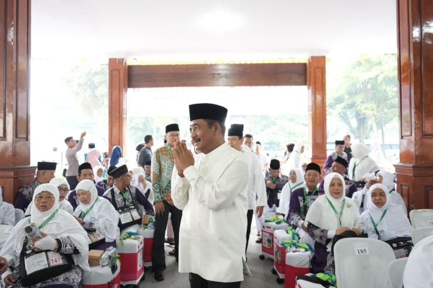 Walikota Binjai Lepas 305 Calon Jamaah Haji Tahun 2024