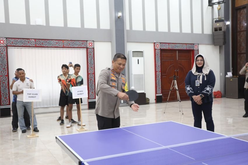 Peringati HUT ke 78 Bhayangkara, Kapolda Sumut Hadirkan Semangat Juang Melalui Turnamen Tenis Meja