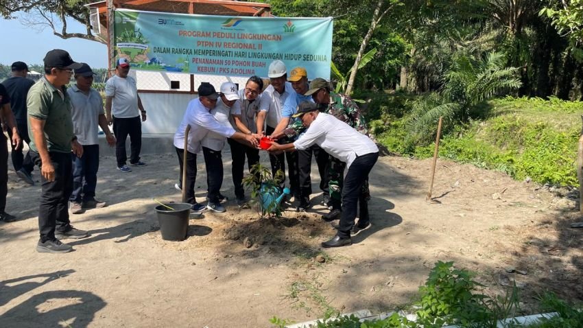Penanaman 50 Pohon & Tabur 1.000 Ekor Ikan di Desa Sekitar PTPN IV Regional II Unit Adolina