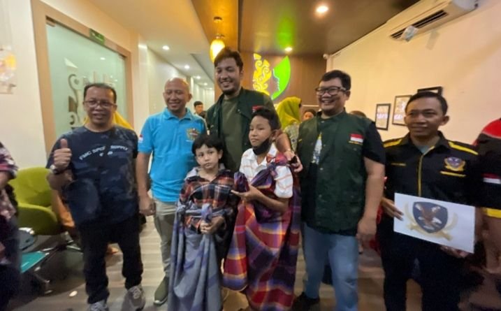 Klinik Kecantikan Beautify Indonesia dan HDCI Sumut  Khitan 340 Anak