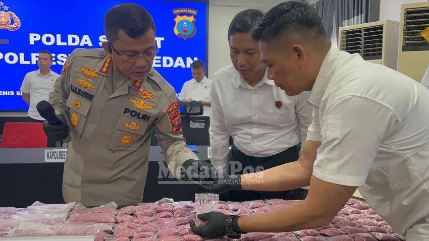 Polrestabes Medan Gerebek Rumah Penyimpanan Narkoba di Sunggal, 2 Kg Sabu-36.860 Butir Ekstasi Diamankan
