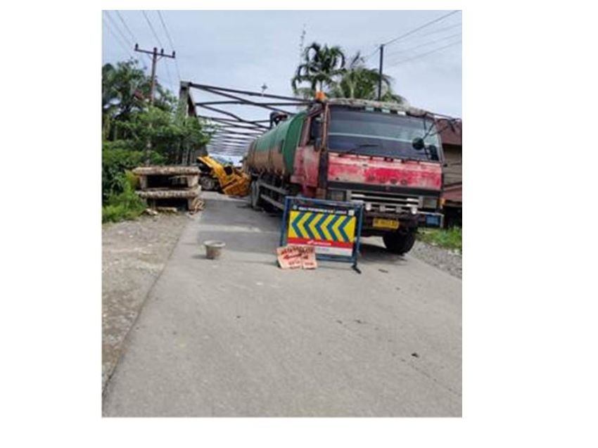 Titi Besi Runtuh, PTPN II Kwala Sawit Rugi