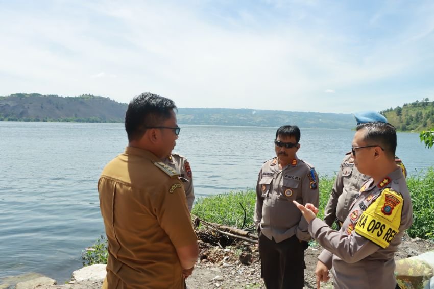 Kapolres Samosir Cek Situasi Terkini Lokasi Kebakaran Lahan di Harian