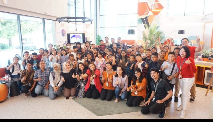 Program CSR Tour D&rsquo;Banking Perkenalkan Kegiatan Perbankan dan Perilaku Berkelanjutan kepada Pelajar