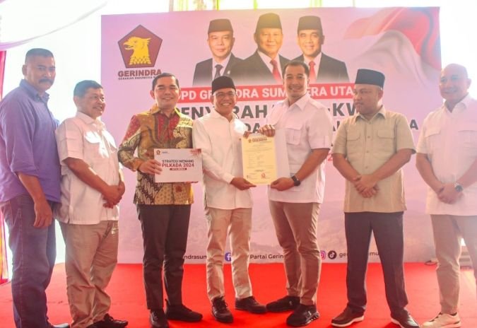 Ade Jona Serahkan B1KWK Partai Gerindra kepada Rico dan Zakiyuddin Untuk Pilkada Medan