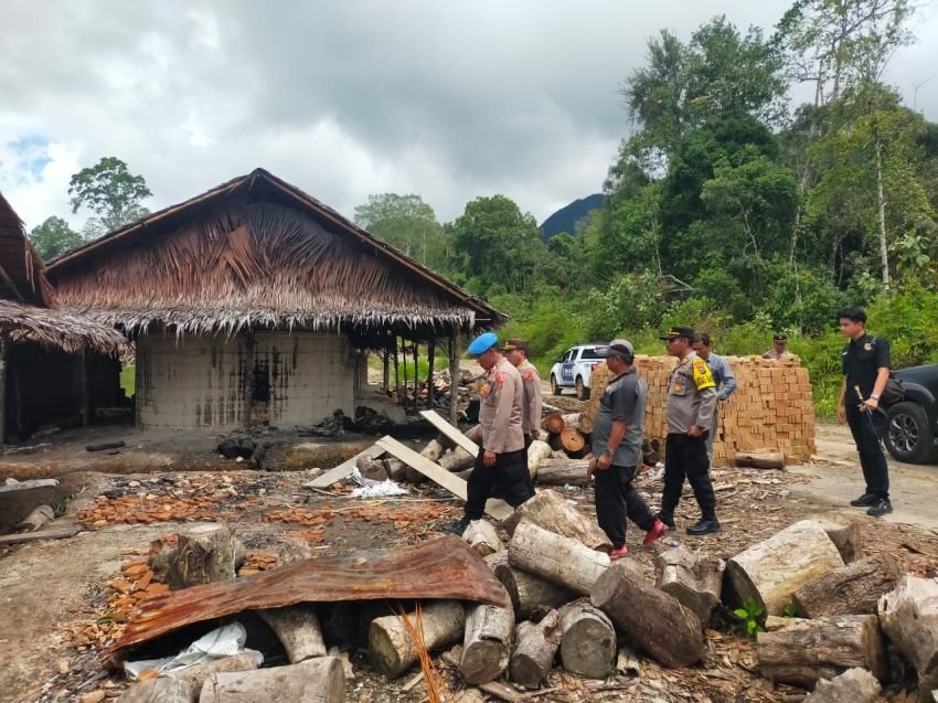 Kapolres Pakpak Bharat Cek Food Estate - Ketahanan Pangan Di Dusun Maneas