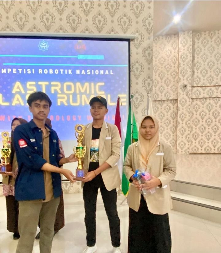 MTsN 3 Medan Raih Dua Emas dan Satu Perunggu pada Kompetisi Robotik Tingkat Nasional